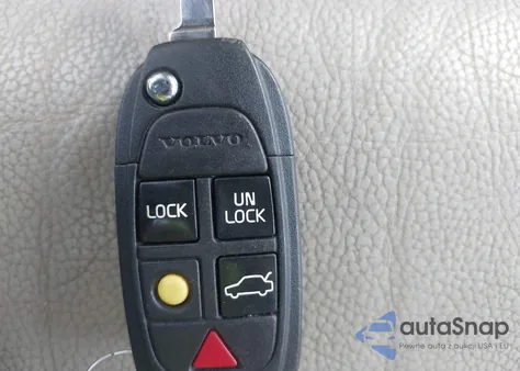 2004 Volvo S80 2.5T из США, поврежденный, VIN YV1TH59HX41360415